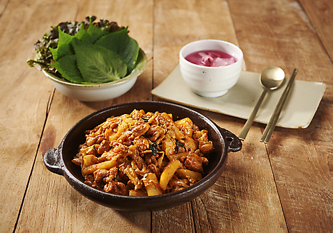 포토 나무 식기 음식 백그라운드 채소 재료 김치 실내 내부 닭고기 직물 닭고기요리 파일형식 볶음 수저 동치미 상추 깻잎 그릇 JPG 스튜디오촬영 사람없음 목재 닭갈비 천 한식 나무배경 국내포토