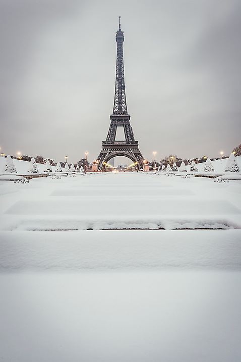 포토 자연요소 해외 건축물 계절 공공시설 유럽 나라 겨울 날씨 풍경 프랑스 파리 랜드마크 파일형식 가로등 빛 JPG 야외 사람없음 유럽풍경 주간 파리_프랑스 건물 눈 해외풍경 에펠탑 겨울풍경 국내포토