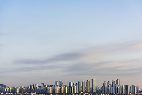포토 자연요소 건축물 계절 주택 한국 풍경 노을 도시 생태계 운하 인천 파일형식 건물 아파트 구름 하늘 도시풍경 JPG 경인아라뱃길 주간 야외 경기도 사람없음 자연 겨울 일몰 국내포토
