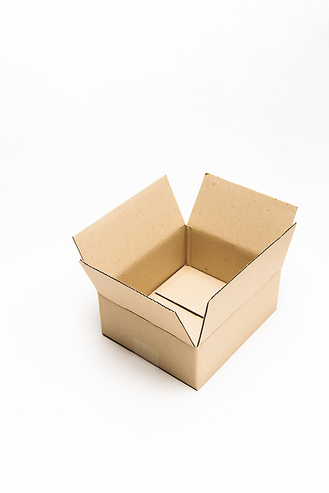 포토 1 감정 백그라운드 실내 내부 상자 운송업 흰색 택배 파일형식 JPG 사람없음 짐 반가움 배송 택배상자 누끼 종이상자 흰배경 스튜디오촬영 한개 오픈 빈상자 국내포토