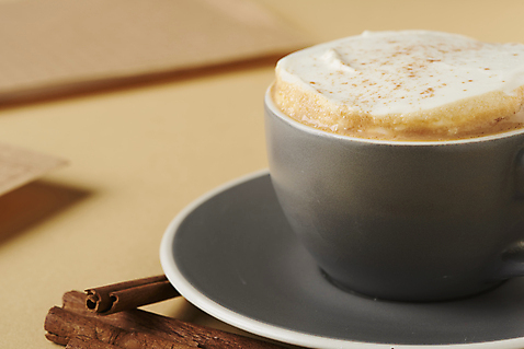 포토 음료 뷰포인트 백그라운드 실내 내부 갈색 상점 파일형식 근접촬영 카페 편지 아날로그 밀크티 스튜디오촬영 JPG 사람없음 갈색배경 시나몬 국내포토