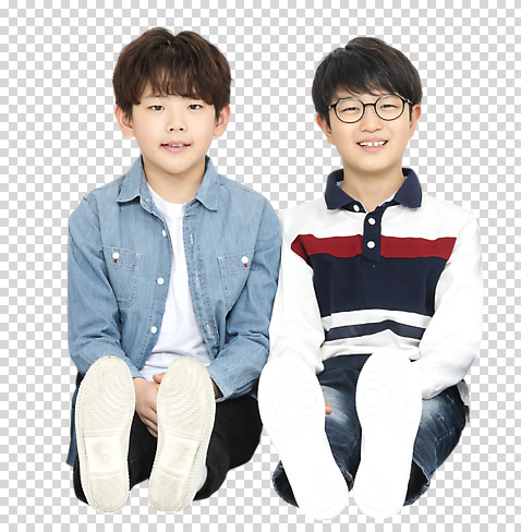 편집이미지 학생 응시 교육 남자 초등학생 초등교육 누끼 사람 앉기 소년 두명 앞모습 10대 친구 십대라이프스타일 발바닥 학원 PNG 어린이만 소년만 편집소스 미소_표정 라이프스타일 시선 어린이 뷰포인트 관계 모션 발 청소년 표정 남자만 파일형식