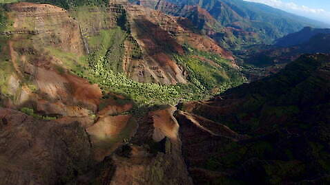 섬 자연 산 풍경 사람없음 골짜기 헬리콥터 산등성이 하와이 항공촬영 절정 4K MOV 해외동영상 클립영상 뷰포인트 비행기 미국 생태계 동영상 파일형식