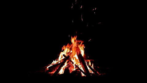 불꽃 사람없음 목재 빛 어둠 캠핑 뜨거움 야간 모닥불 MOV 해외동영상 클립영상 자연요소 나무 재료 불 레저 동영상 파일형식