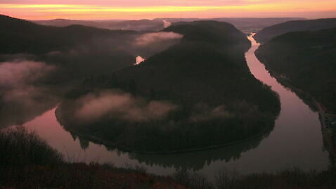 실루엣 곡선 자연 독일 풍경 사람없음 야외 강 안개 4K MOV 해외동영상 클립영상 유럽 선 날씨 촬영기법 생태계 동영상 파일형식