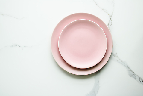 포토 도형 식기 컬러 재료 탁자 파일형식 식탁 대리석 접시 분홍색 사람없음 JPG 해외이미지 원형 해외202309 해외포토