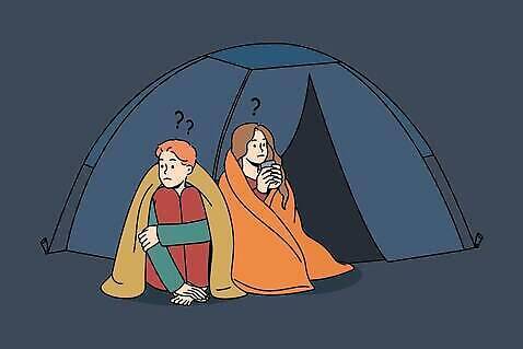 EPS 해외이미지 캐릭터 라이프스타일 커플 일러스트 가족 거리 주택 텐트 사람 성인 야외 잠 좌절 보호 가난 만화 그림 전쟁 윤곽 문제 기부 난민 노숙자 위기 투쟁 트러블 헬프 혼란 벡터 이민 자선단체 필요 해외202309 해외일러스트 일러캐릭터 감정 이동 컨셉 관계 캠핑도구 건물 생활 도움 그룹 자선 파일형식
