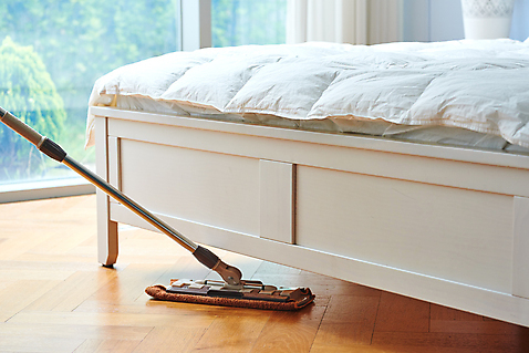 포토 가구 실내 내부 건물 도구 위생 청소도구 청소 파일형식 바닥 대청소 주택 사람없음 침실 침대 스튜디오촬영 먼지 가사 대걸레 JPG 청결 국내포토