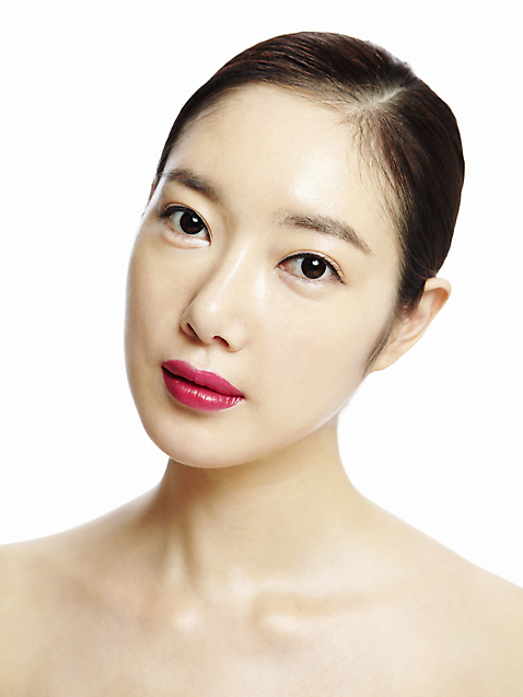 포토 JPG 스튜디오촬영 모델 라이프스타일 웰빙 여자 실내 한명 누끼 사람 동양인 상반신 20대 성인 라이프 앞모습 화장 뷰티 한국인 립스틱 입술 여자만 여자한명만 성인여자만 청년만 청년여자만 성인한명만 청년여자한명만 성인여자한명만 성인만 국내포토 1 뷰포인트 인종 청년 내부 생활 신체부위 화장품 파일형식