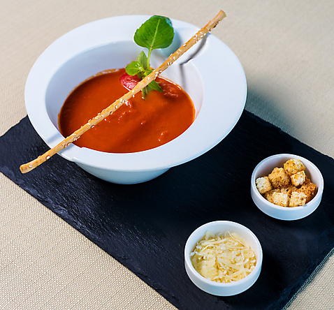 포토 JPG 해외이미지 식기 접시 음식 토마토 채소 재료 어류 사람없음 식당 식사 이탈리아 체리 수프 상추 해산물 바질 토마토소스 카피스페이스 해외202105 해외포토 유럽 과일 상점 수중동물 공백 소스_음식 파일형식