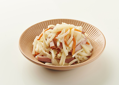 포토 식기 음식 백그라운드 실내 내부 흰색 볶음 파일형식 감자볶음 스튜디오촬영 집밥 한식 반찬 JPG 사람없음 흰배경 접시 국내포토